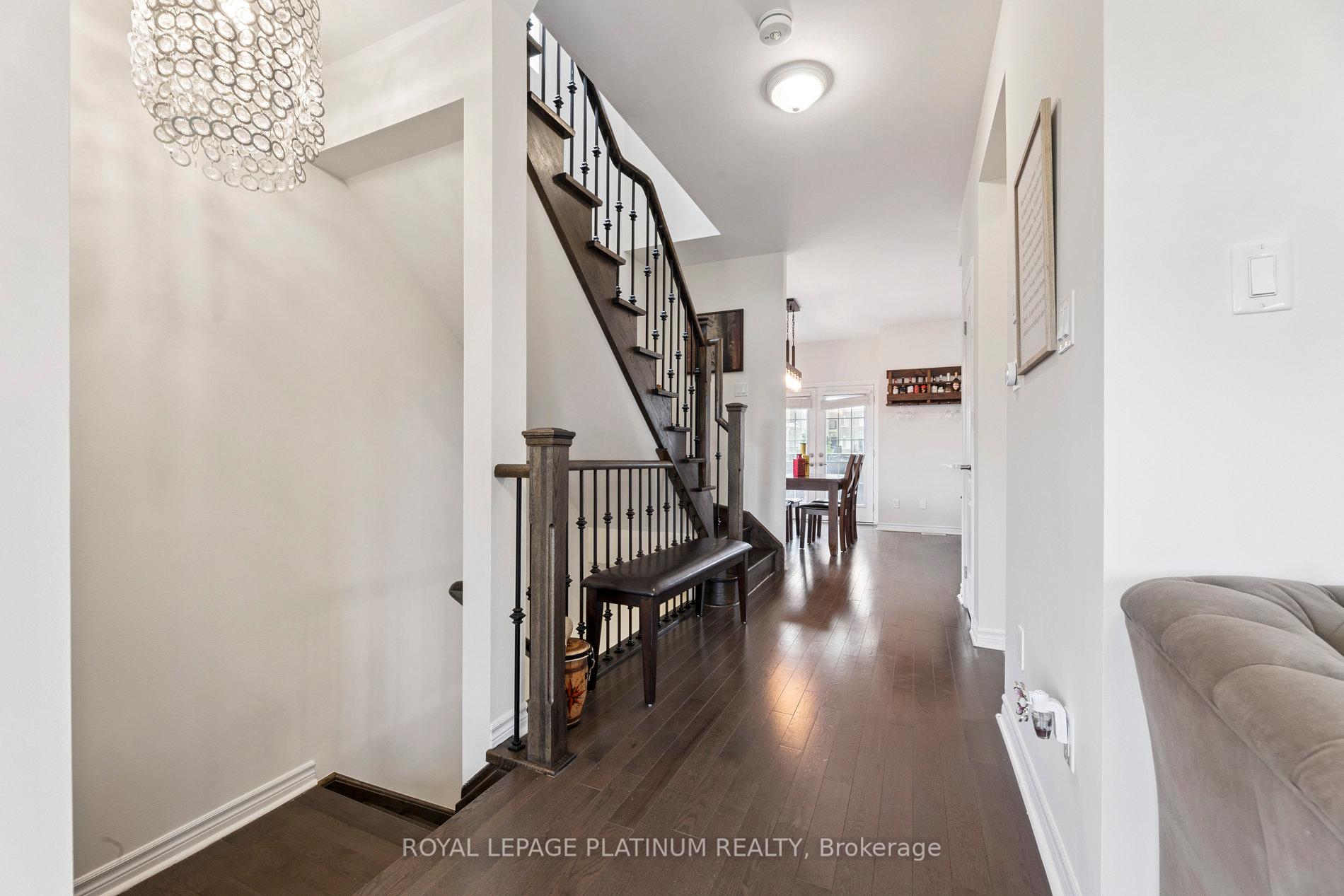 Photo 14 of 98 Ferris Square, Clarington, Courtice — HOMEH