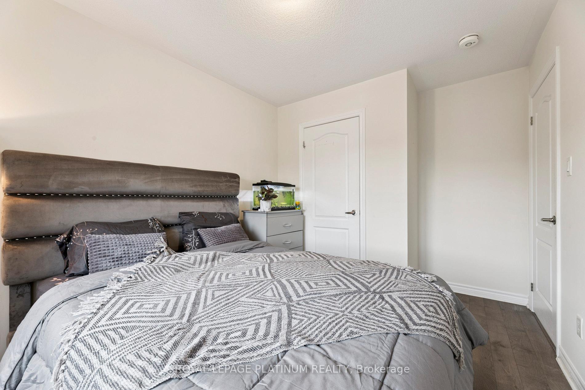 Photo 32 of 98 Ferris Square, Clarington, Courtice — HOMEH