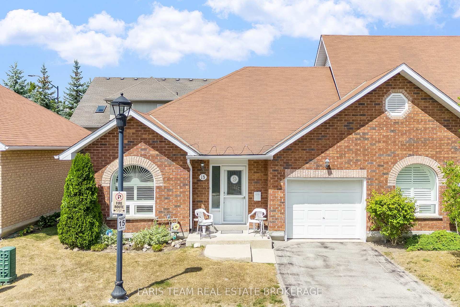 Front of Unit 18, 318 Little Avenue