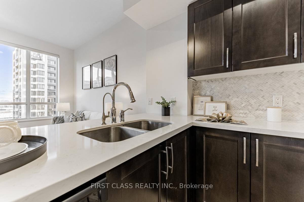 Photo 5 of Unit 918, 33 Clegg Road, Markham, Unionville — HOMEH