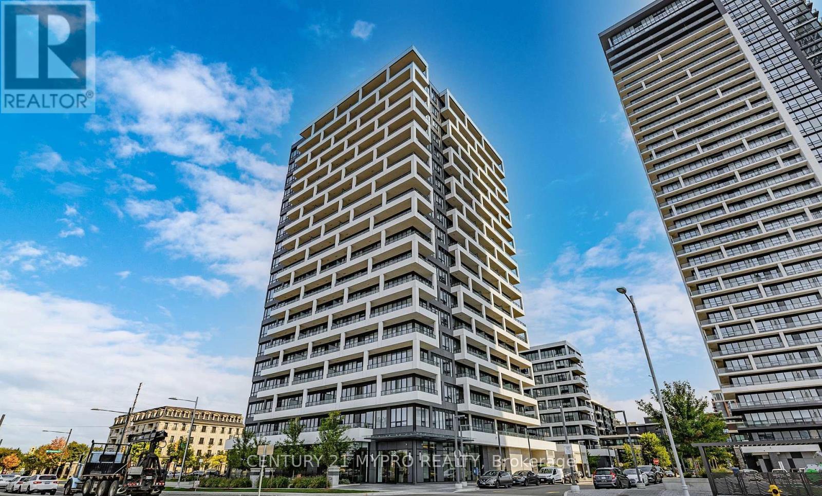 Front of Unit 1911, 38 Water Walk Drive E