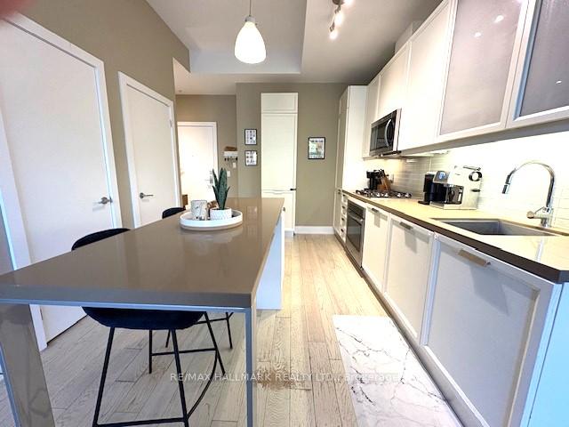 Photo 8 of Unit 313, 66 Kippendavie Avenue, Toronto, The Beaches — HOMEH