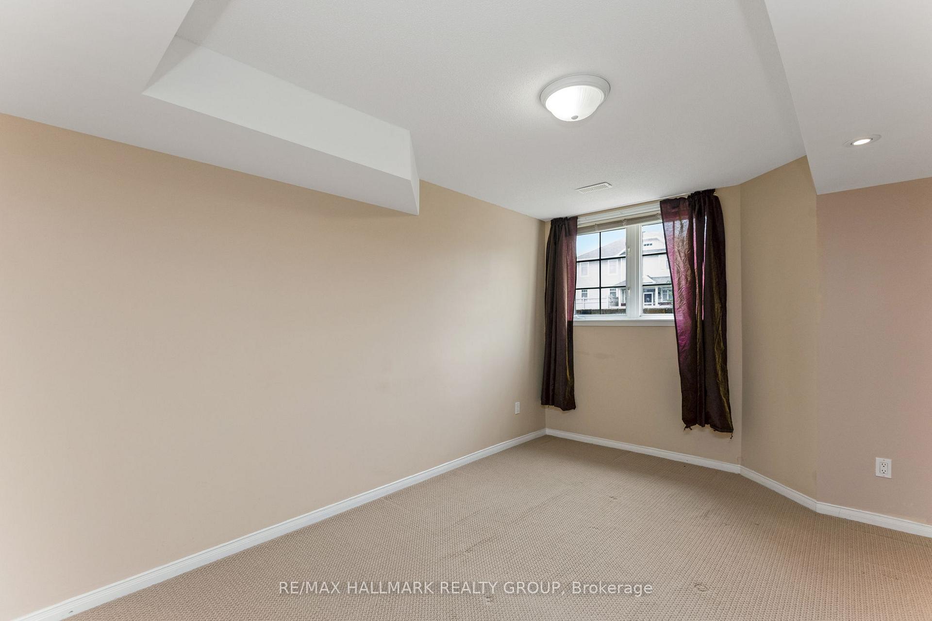 Photo 21 of 896 Longfields Drive, Ottawa, Barrhaven - Longfields — HOMEH
