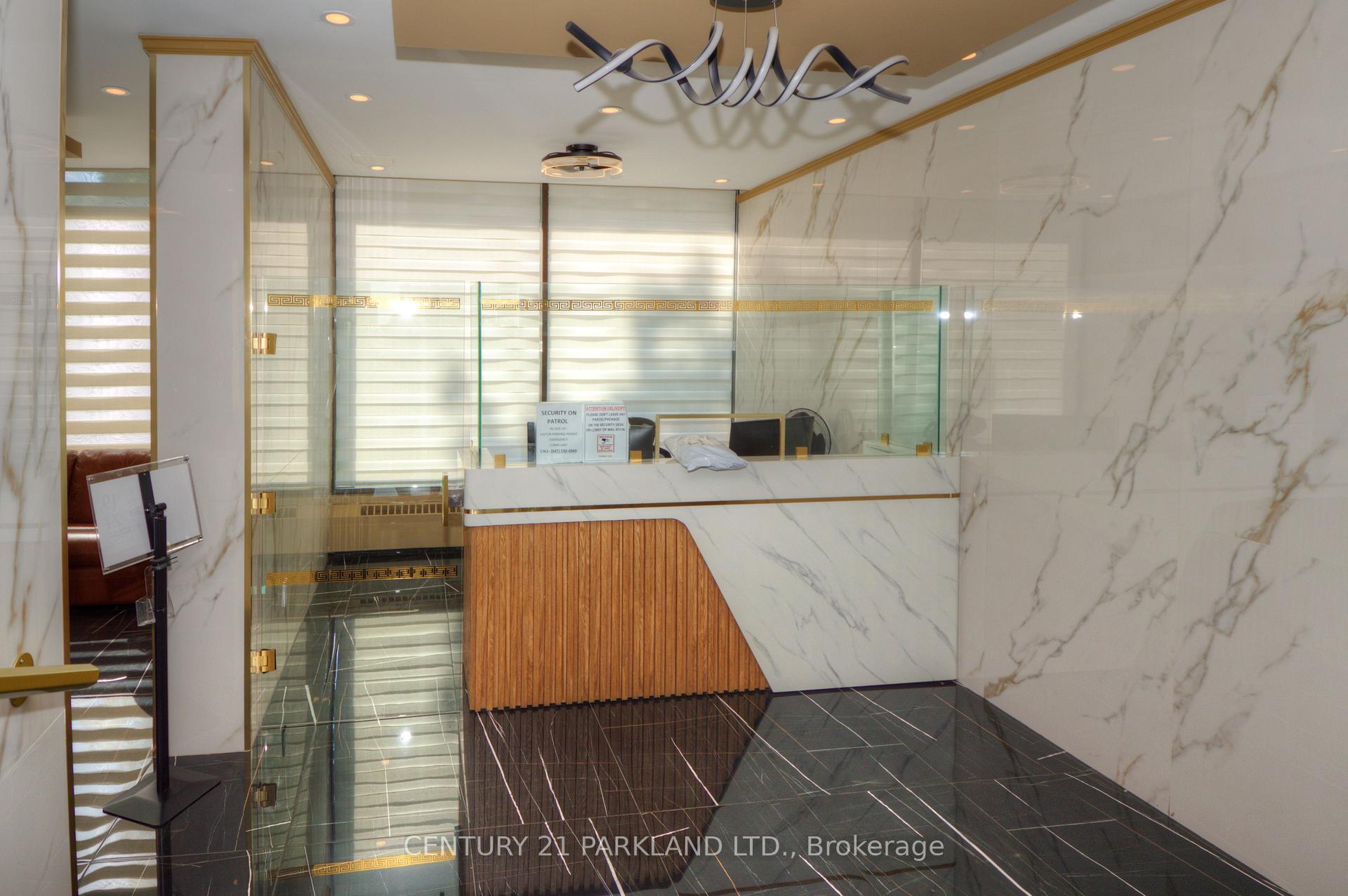 Photo 5 of Unit 1409, 10 Sunny Glenway, Toronto, Flemingdon Park — HOMEH