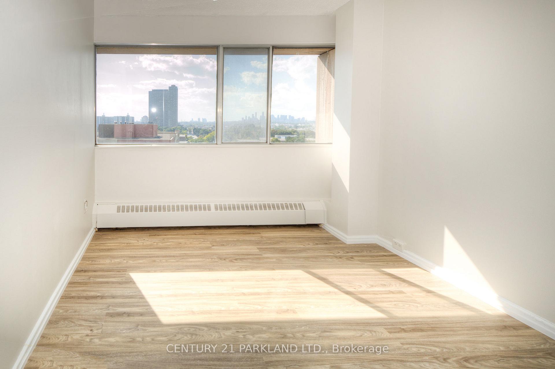 Photo 19 of Unit 1409, 10 Sunny Glenway, Toronto, Flemingdon Park — HOMEH