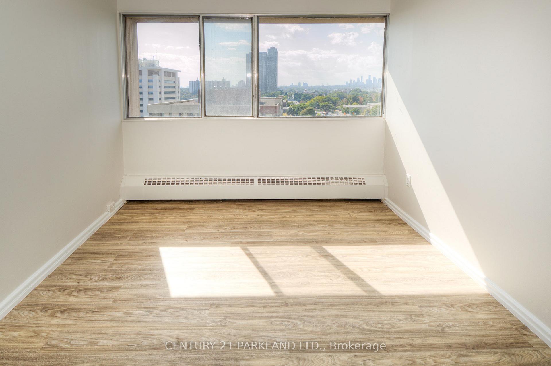 Photo 23 of Unit 1409, 10 Sunny Glenway, Toronto, Flemingdon Park — HOMEH