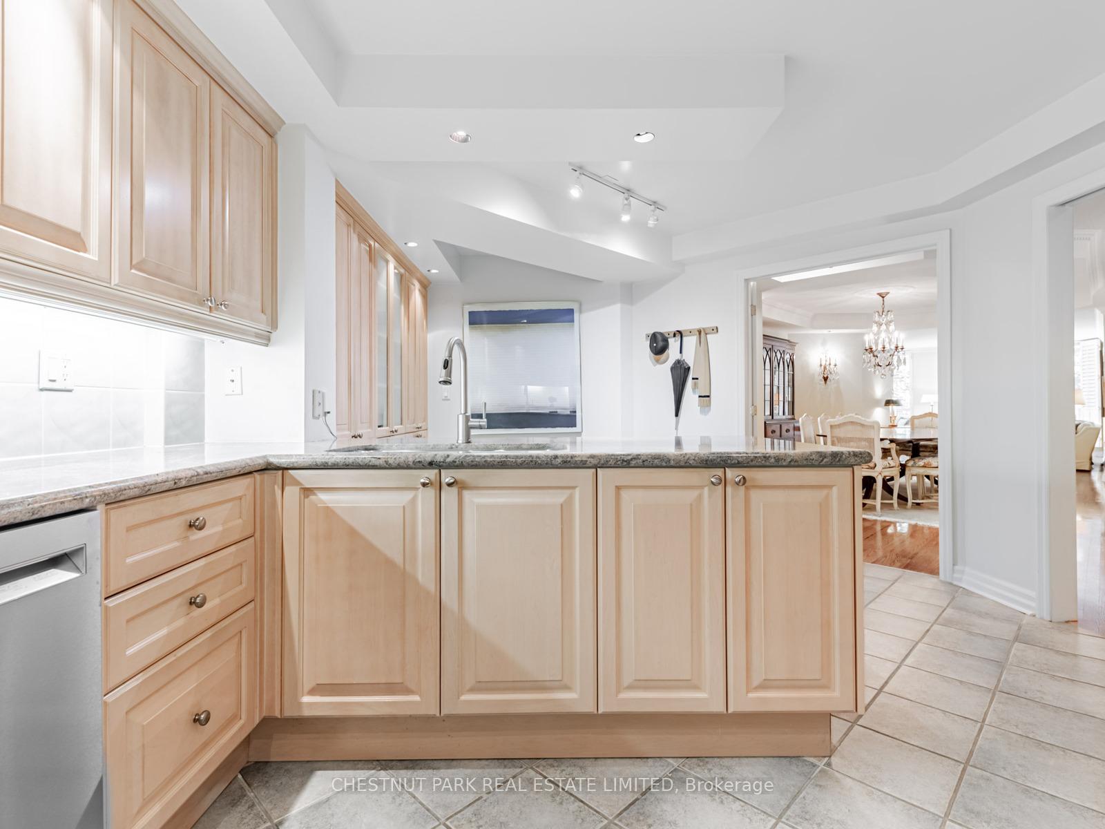 Photo 7 of Unit 514, 2727 Yonge Street, Toronto, Lawrence Park South — HOMEH