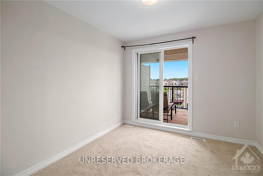 Photo 12 of 311 Aphelion Crescent, Ottawa, Barrhaven - Half Moon Bay — HOMEH