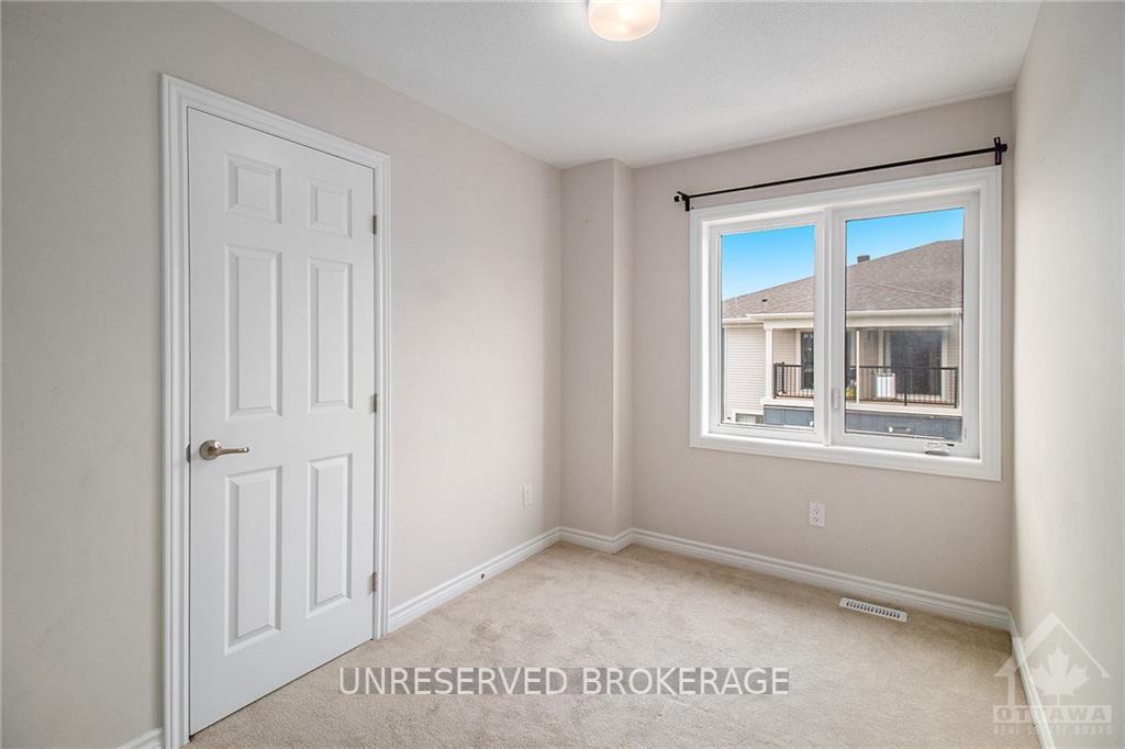 Photo 13 of 311 Aphelion Crescent, Ottawa, Barrhaven - Half Moon Bay — HOMEH
