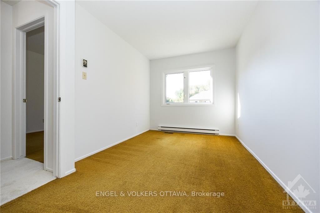 Photo 13 of 26 Peary Way, Ottawa, Kanata - Katimavik — HOMEH