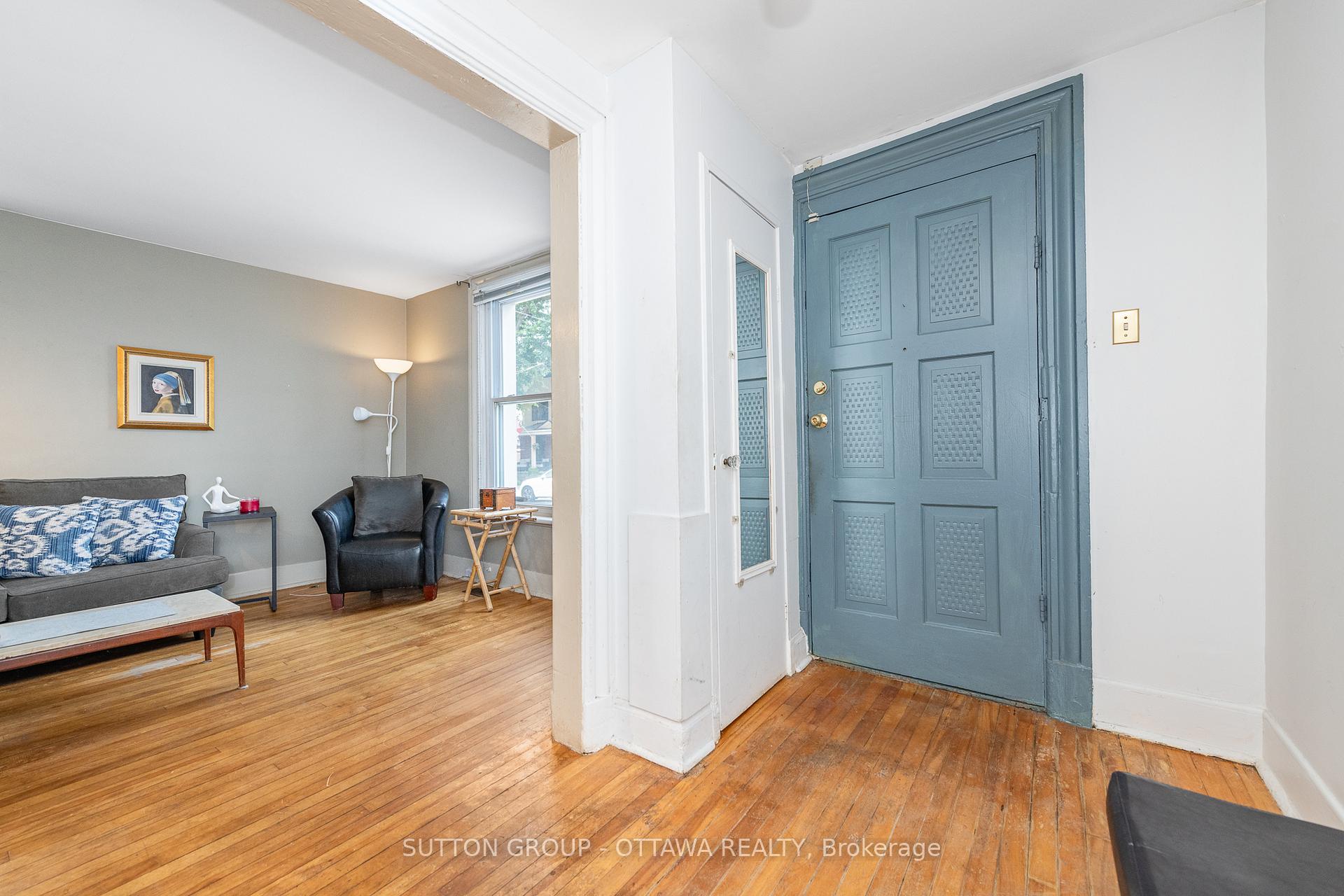Photo 5 of 186 Mcgillivray Street, Ottawa, Ottawa East — HOMEH