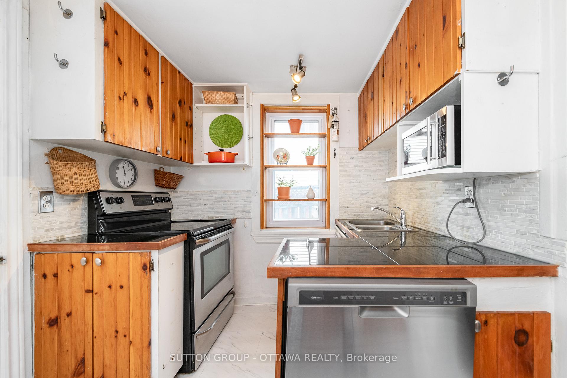 Photo 17 of 186 Mcgillivray Street, Ottawa, Ottawa East — HOMEH