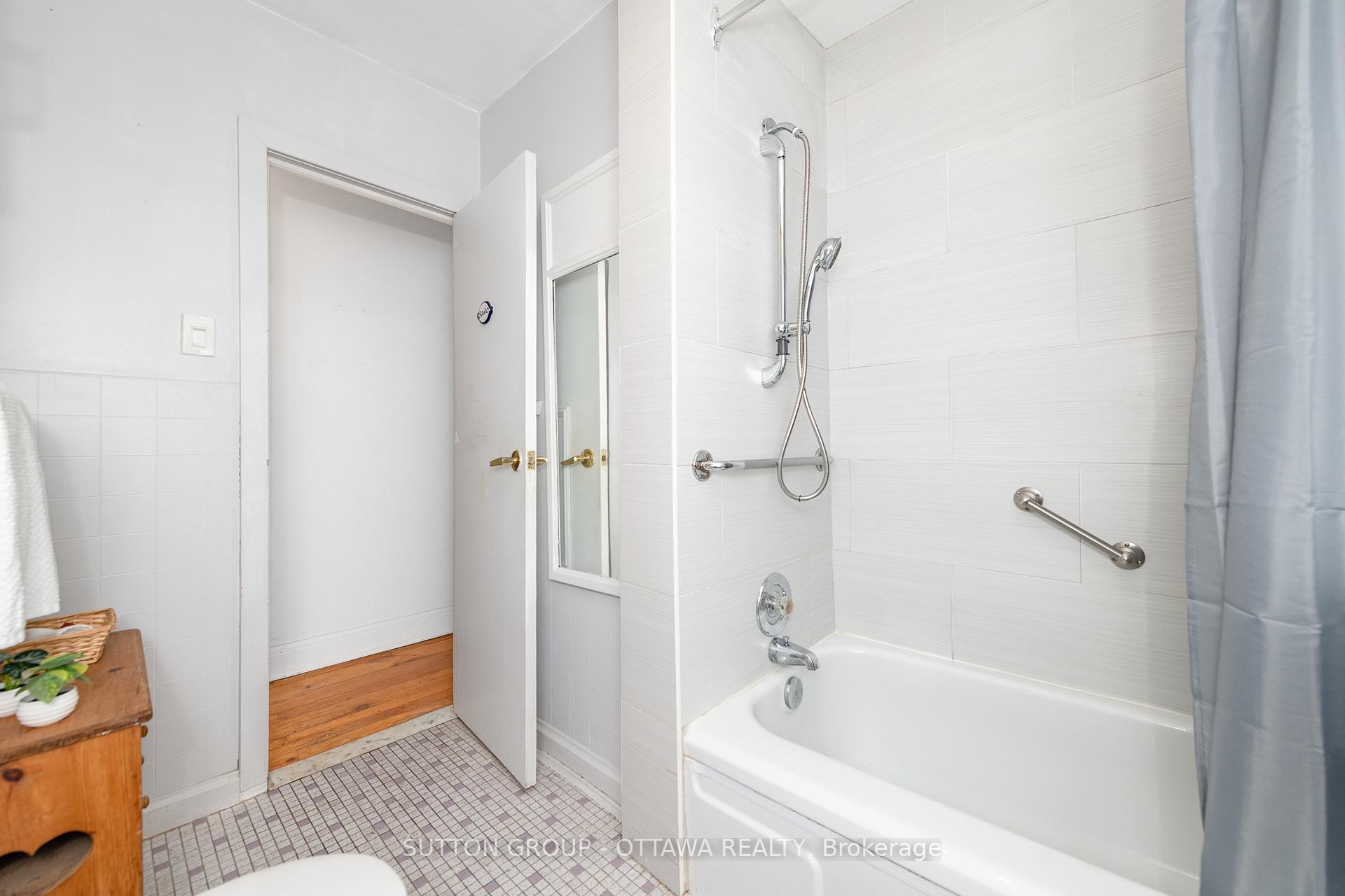 Photo 30 of 186 Mcgillivray Street, Ottawa, Ottawa East — HOMEH