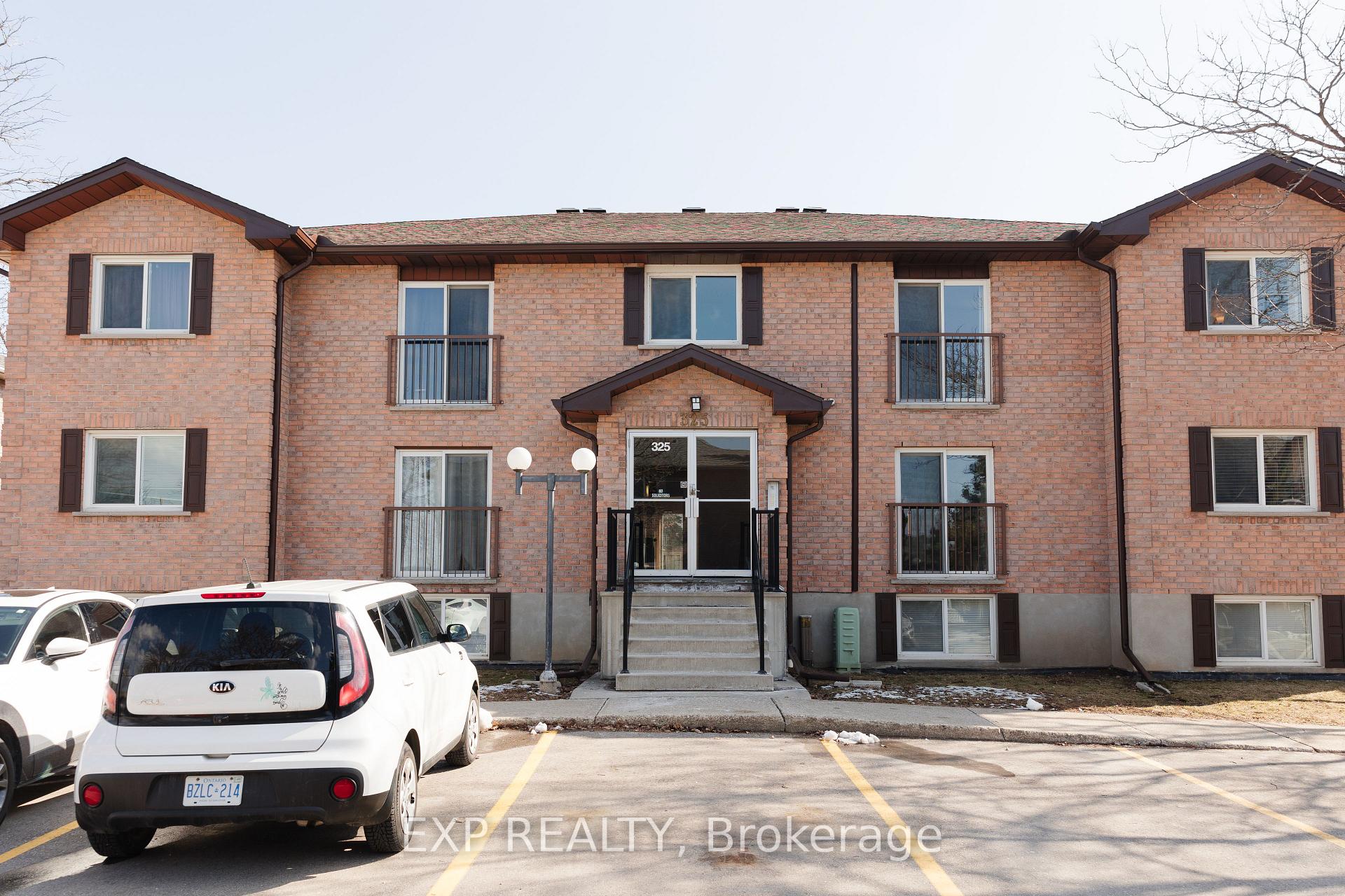 Photo 13 of Unit 10, 325 Northlake Drive, Waterloo, North Lakeshore — HOMEH