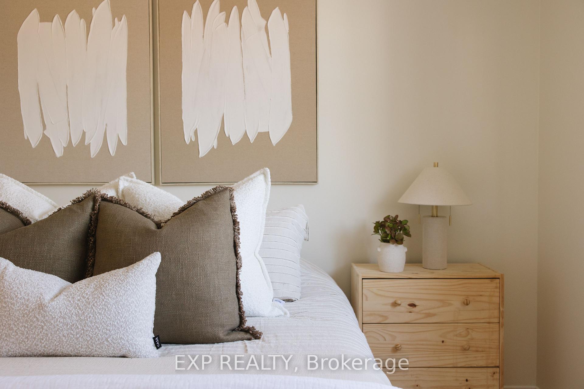 Photo 19 of Unit 10, 325 Northlake Drive, Waterloo, North Lakeshore — HOMEH
