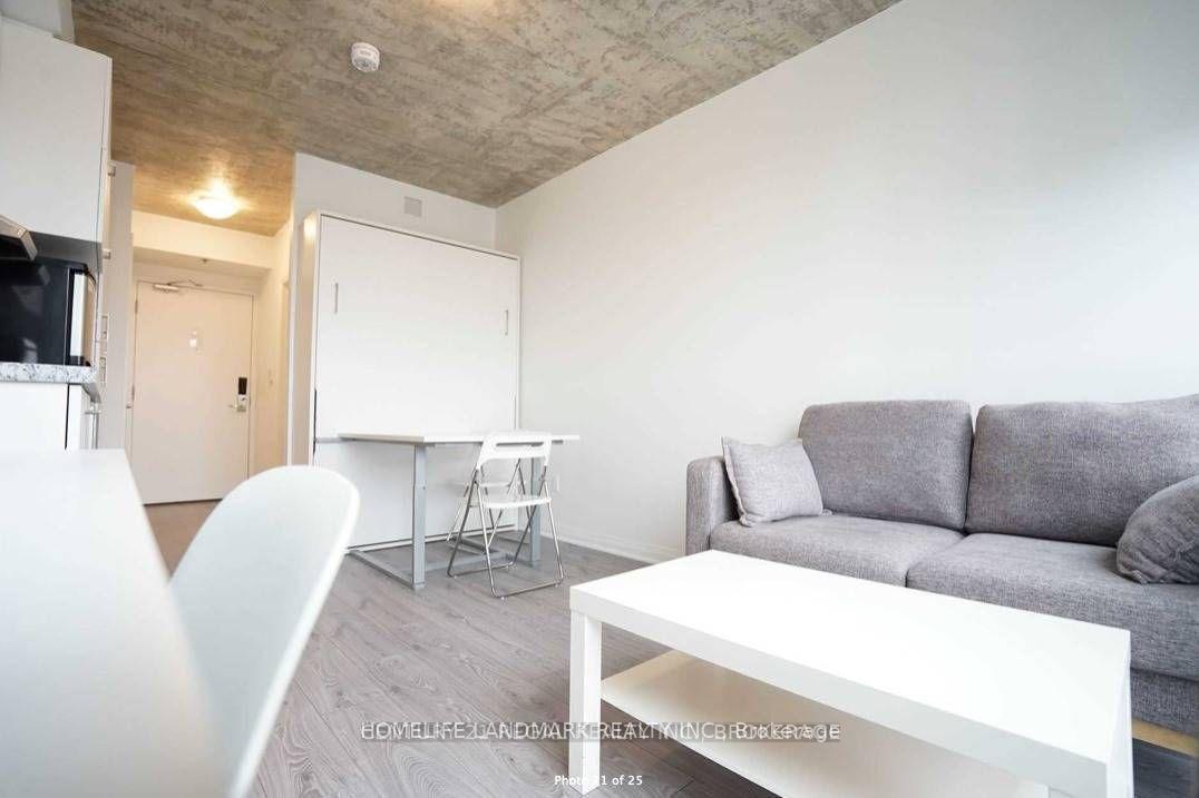 Photo 2 of Unit 605, 1900 Simcoe Street N, Oshawa, Samac — HOMEH