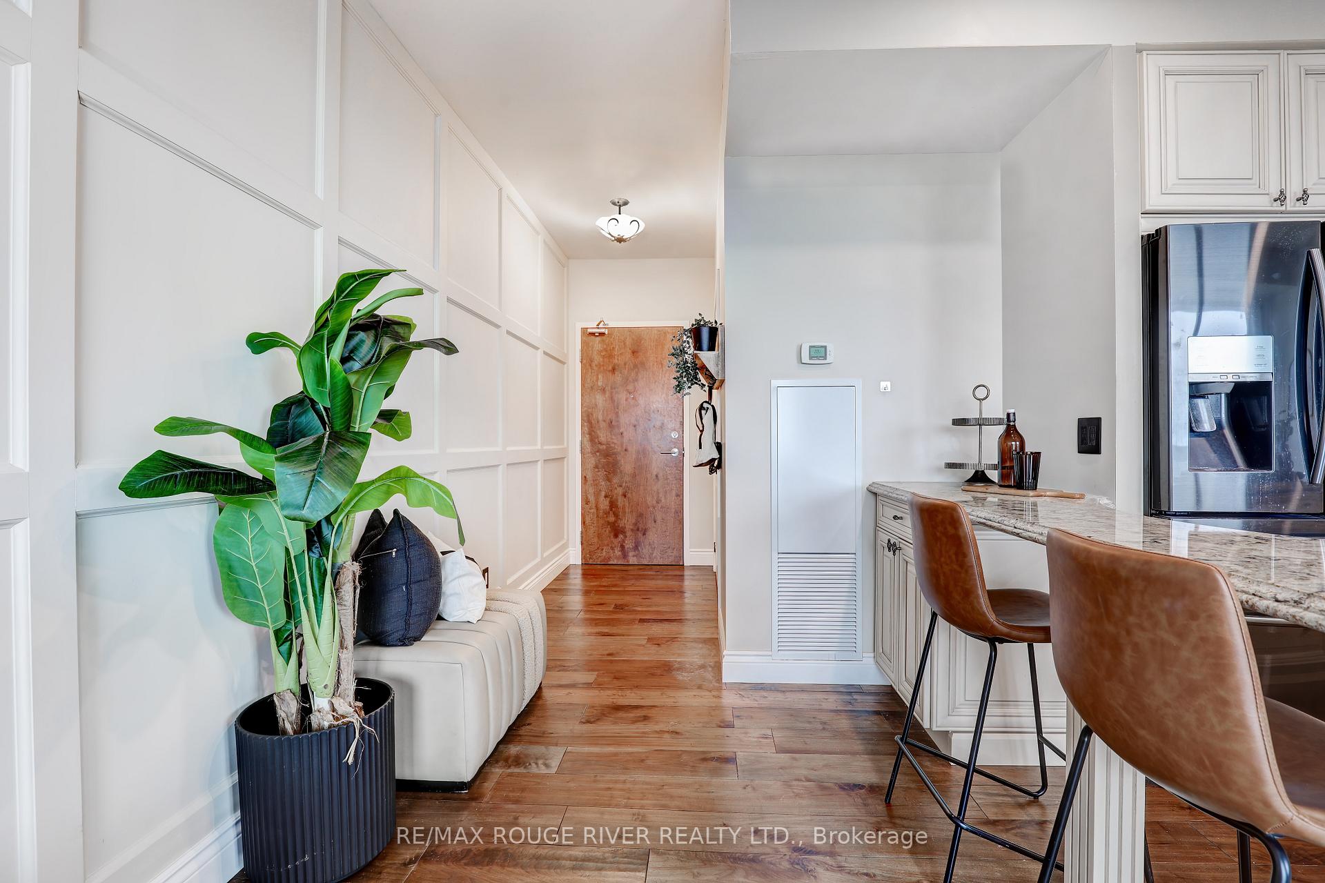 Photo 6 of Unit 1501, 1235 Bayly Street, Pickering, Bay Ridges — HOMEH