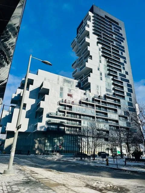 Front of Unit 2705, 170 Bayview Avenue