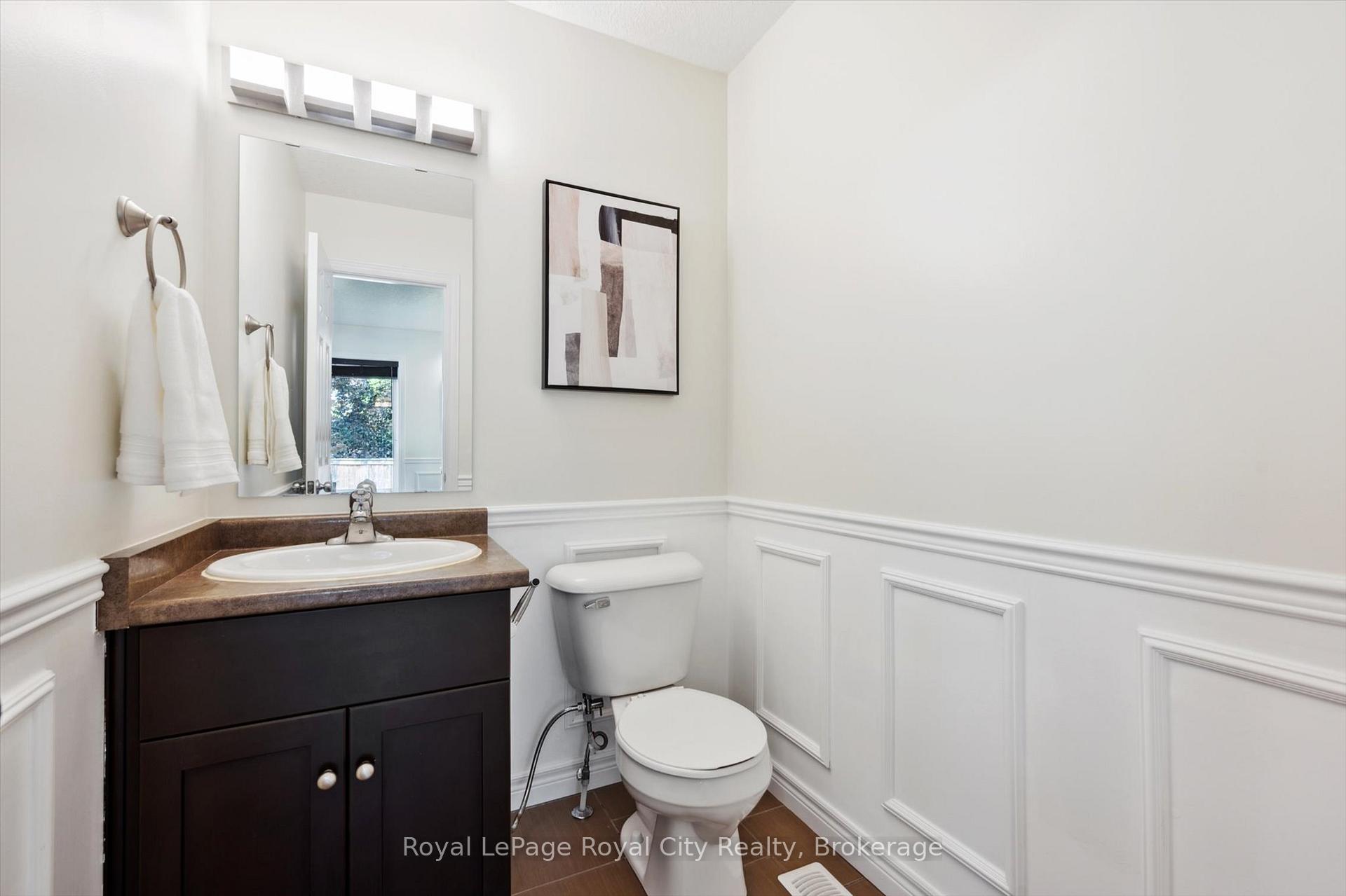 Photo 23 of Unit 17, 355 Macalister Boulevard, Guelph, Kortright East — HOMEH