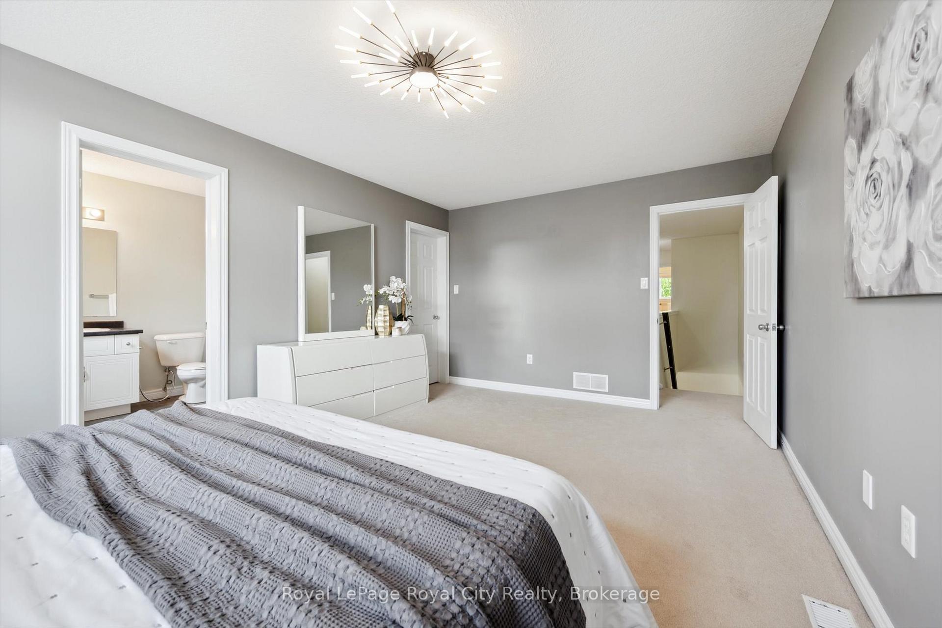Photo 25 of Unit 17, 355 Macalister Boulevard, Guelph, Kortright East — HOMEH