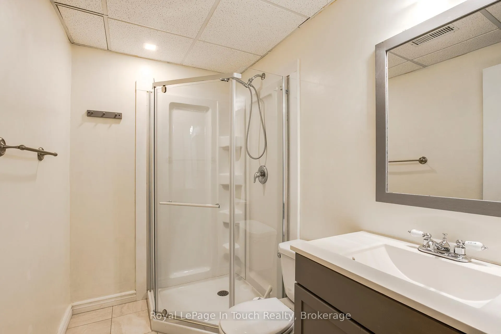 Photo 23 of Unit 32, 696 King Street, Midland — HOMEH