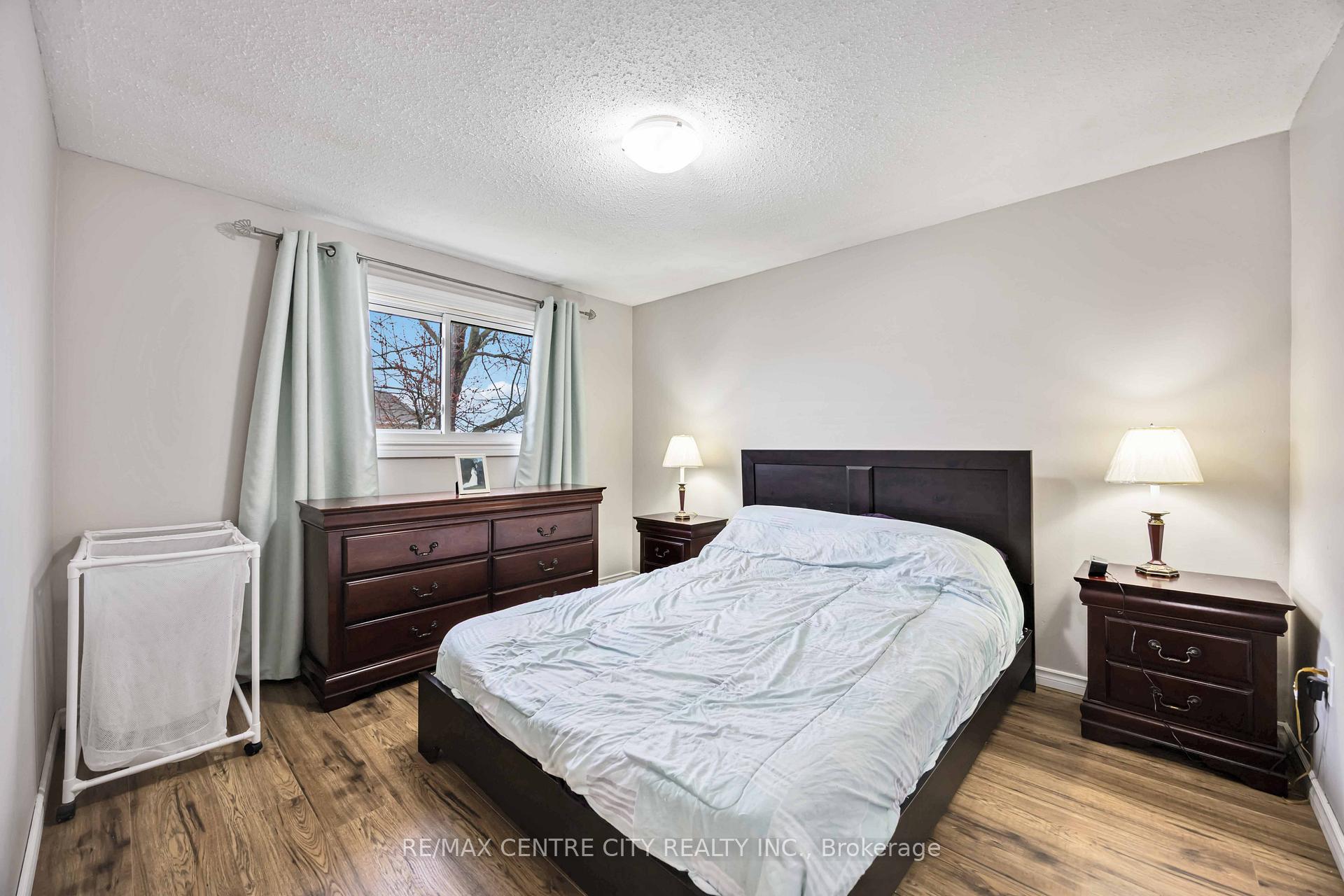 Photo 36 of Unit 81, 348 Cameron Street, St. Clair — HOMEH