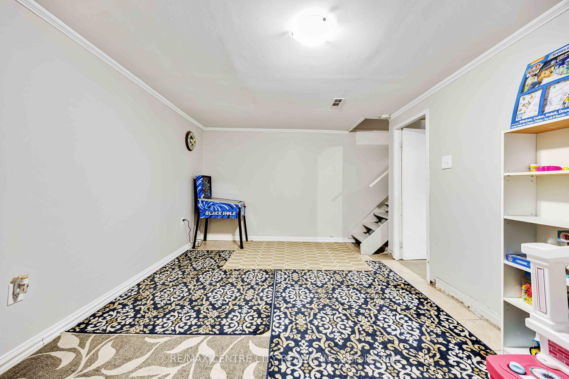 Photo 48 of Unit 81, 348 Cameron Street, St. Clair — HOMEH
