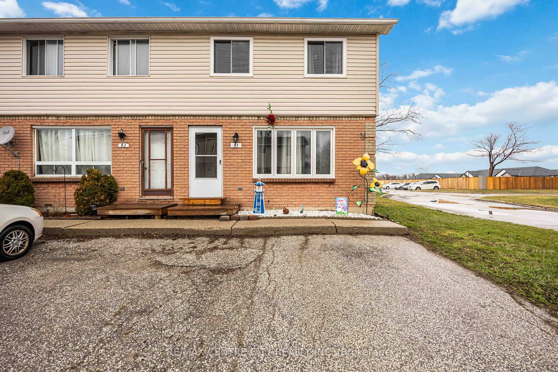 Photo 1 of Unit 81, 348 Cameron Street, St. Clair — HOMEH