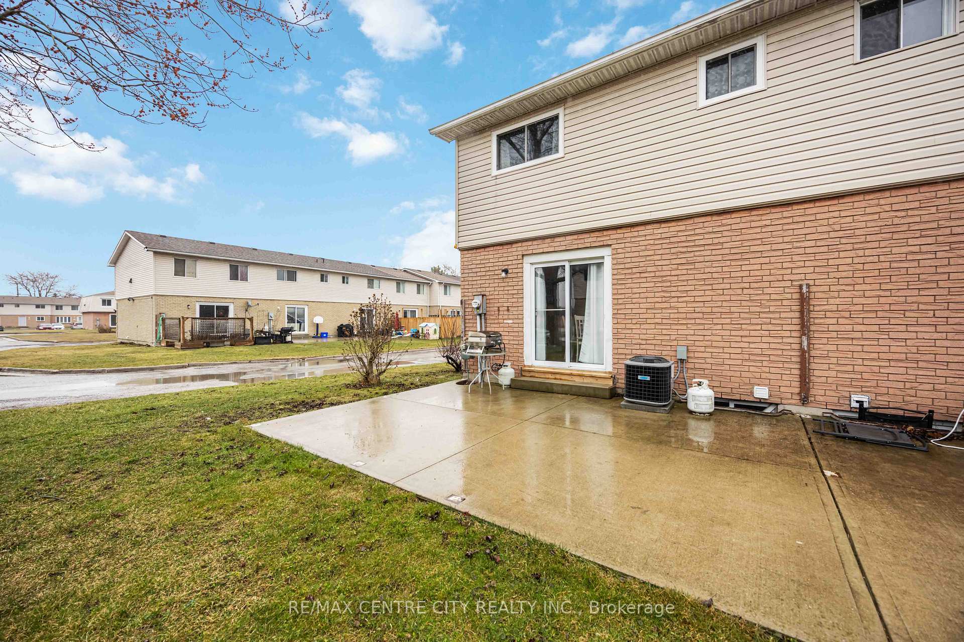 Photo 68 of Unit 81, 348 Cameron Street, St. Clair — HOMEH