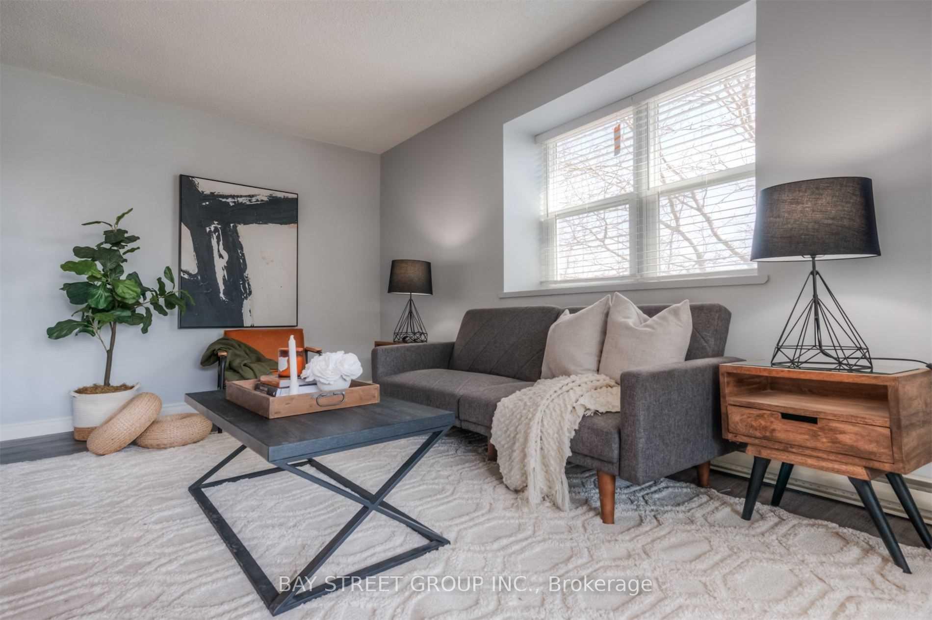 Photo 13 of Unit 2, 83 Westmount Road N, Waterloo, Beechwood — HOMEH