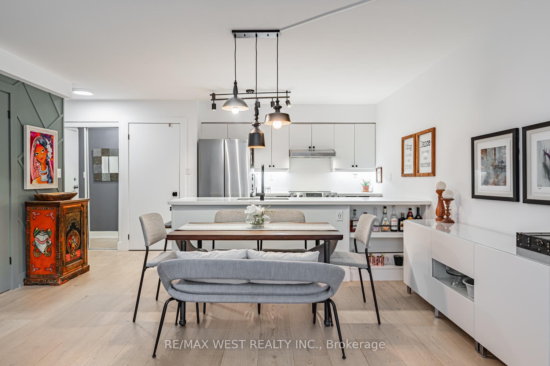 Photo 3 of Unit 430, 139 Merton Street, Toronto, Mount Pleasant West — HOMEH