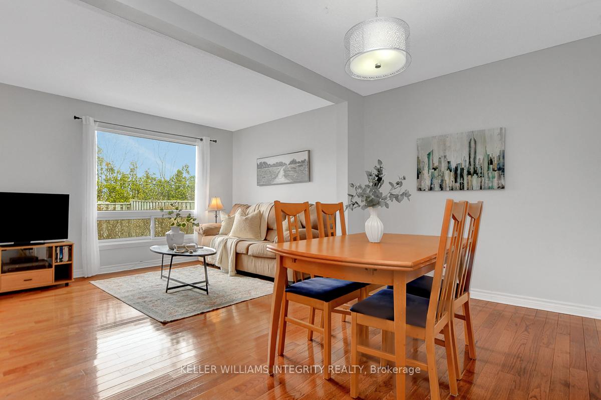 Photo 6 of 46 Bering Court, Ottawa, Kanata - Katimavik — HOMEH