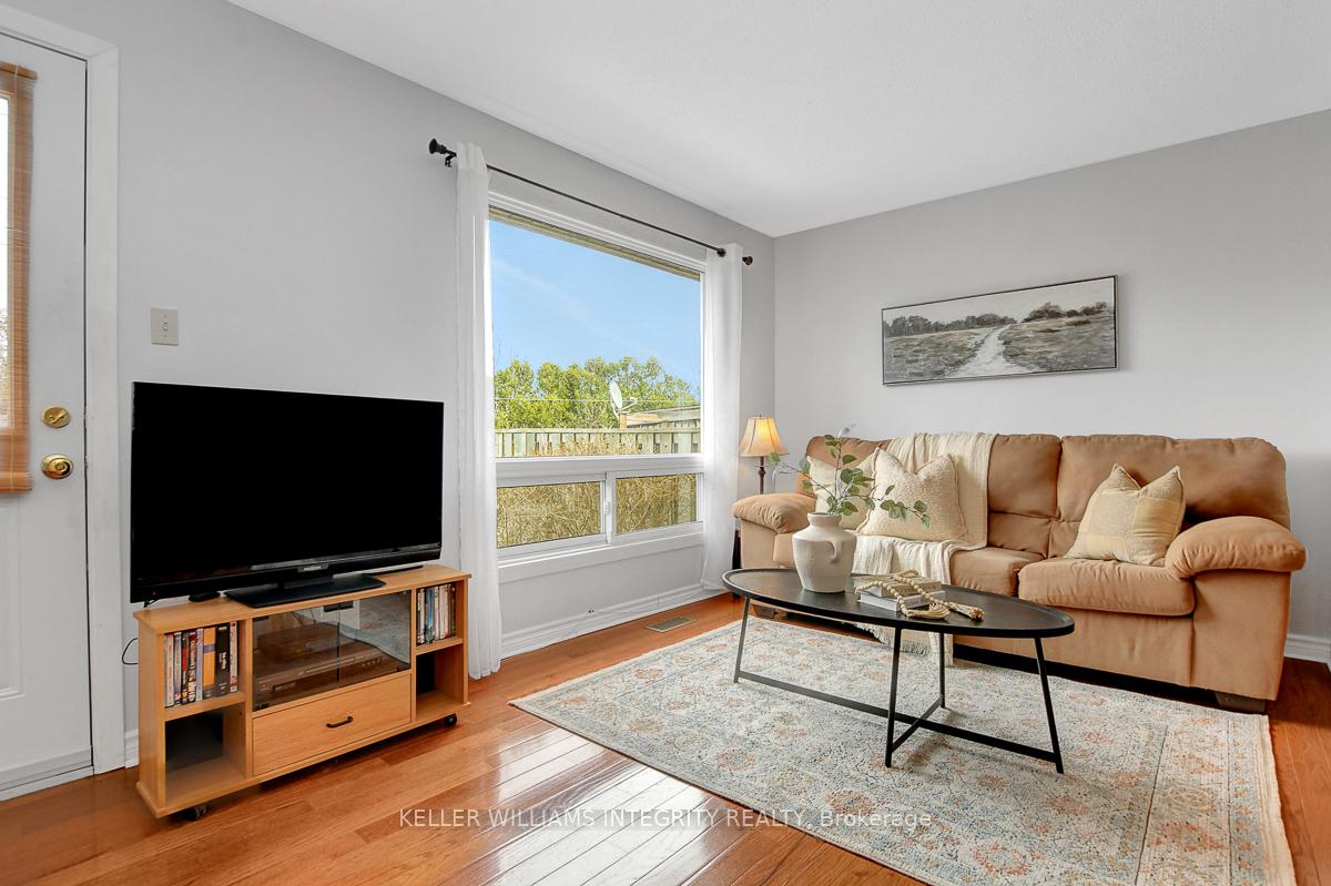 Photo 13 of 46 Bering Court, Ottawa, Kanata - Katimavik — HOMEH