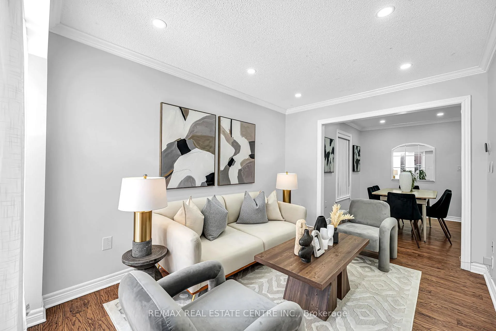 Photo 8 of 47 Brickyard Way N, Brampton, Brampton North — HOMEH