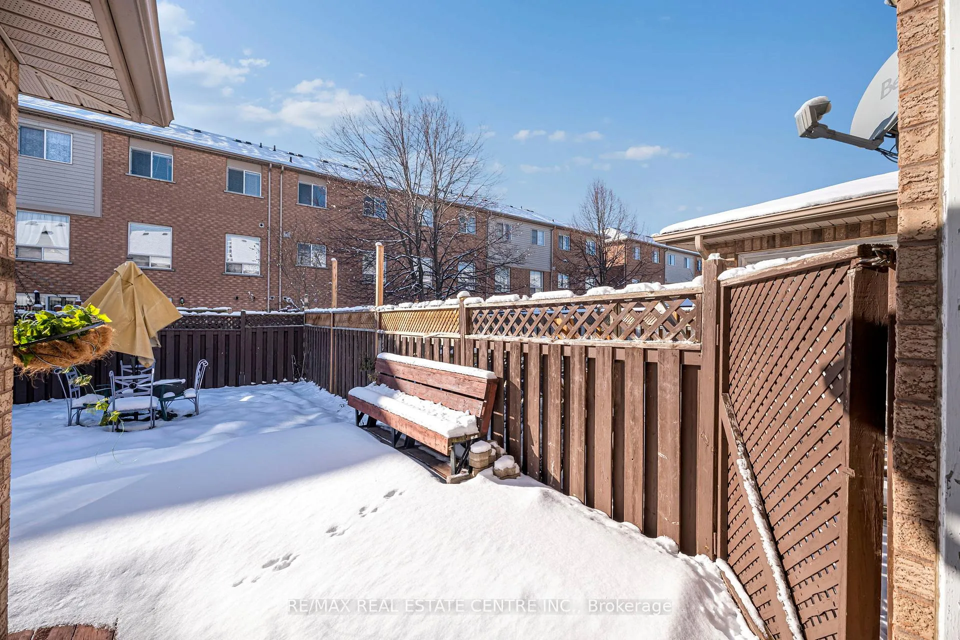 Photo 22 of 47 Brickyard Way N, Brampton, Brampton North — HOMEH