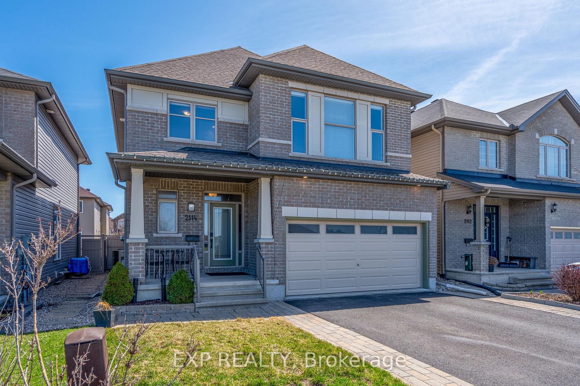 Photo 2 of 2114 Helene-Campbell Road, Ottawa, Barrhaven - Cedargrove/Fraserdale — HOMEH