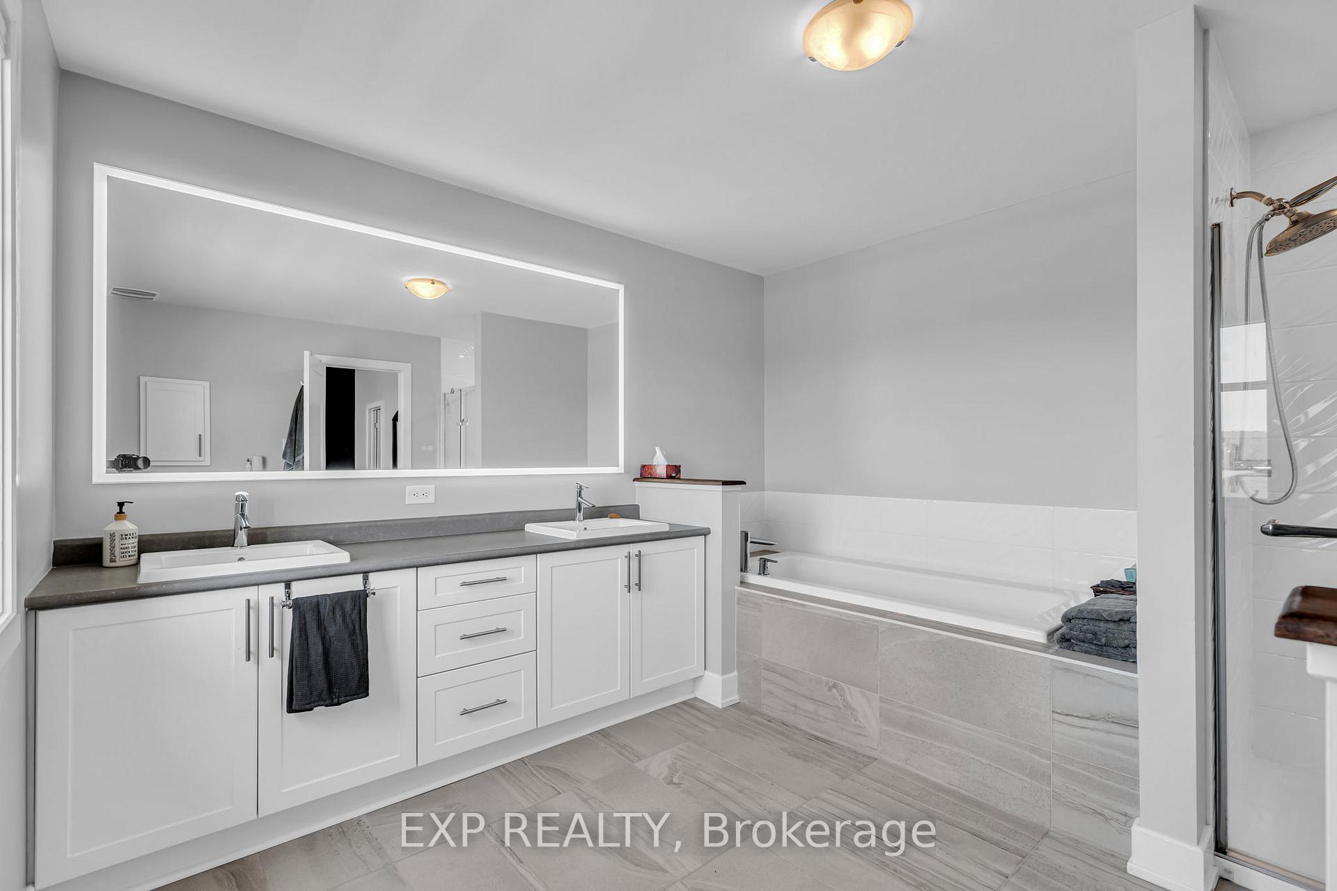 Photo 33 of 2114 Helene-Campbell Road, Ottawa, Barrhaven - Cedargrove/Fraserdale — HOMEH