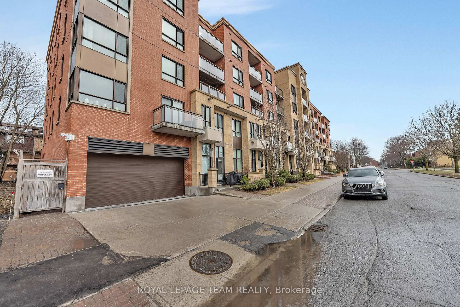 Photo 2 of Unit 319, 316 Bruyere Street, Ottawa, Lower Town — HOMEH