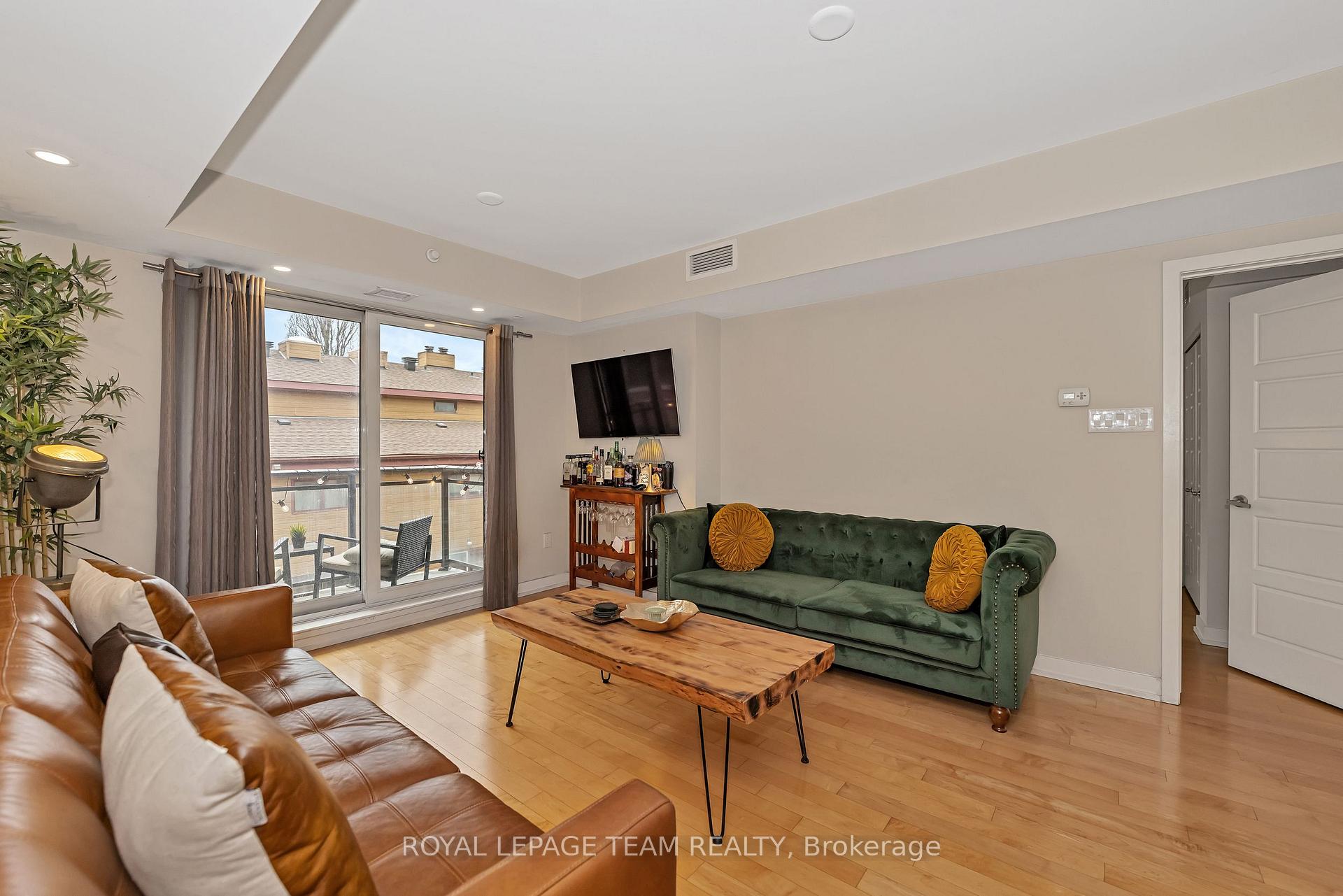 Photo 11 of Unit 319, 316 Bruyere Street, Ottawa, Lower Town — HOMEH