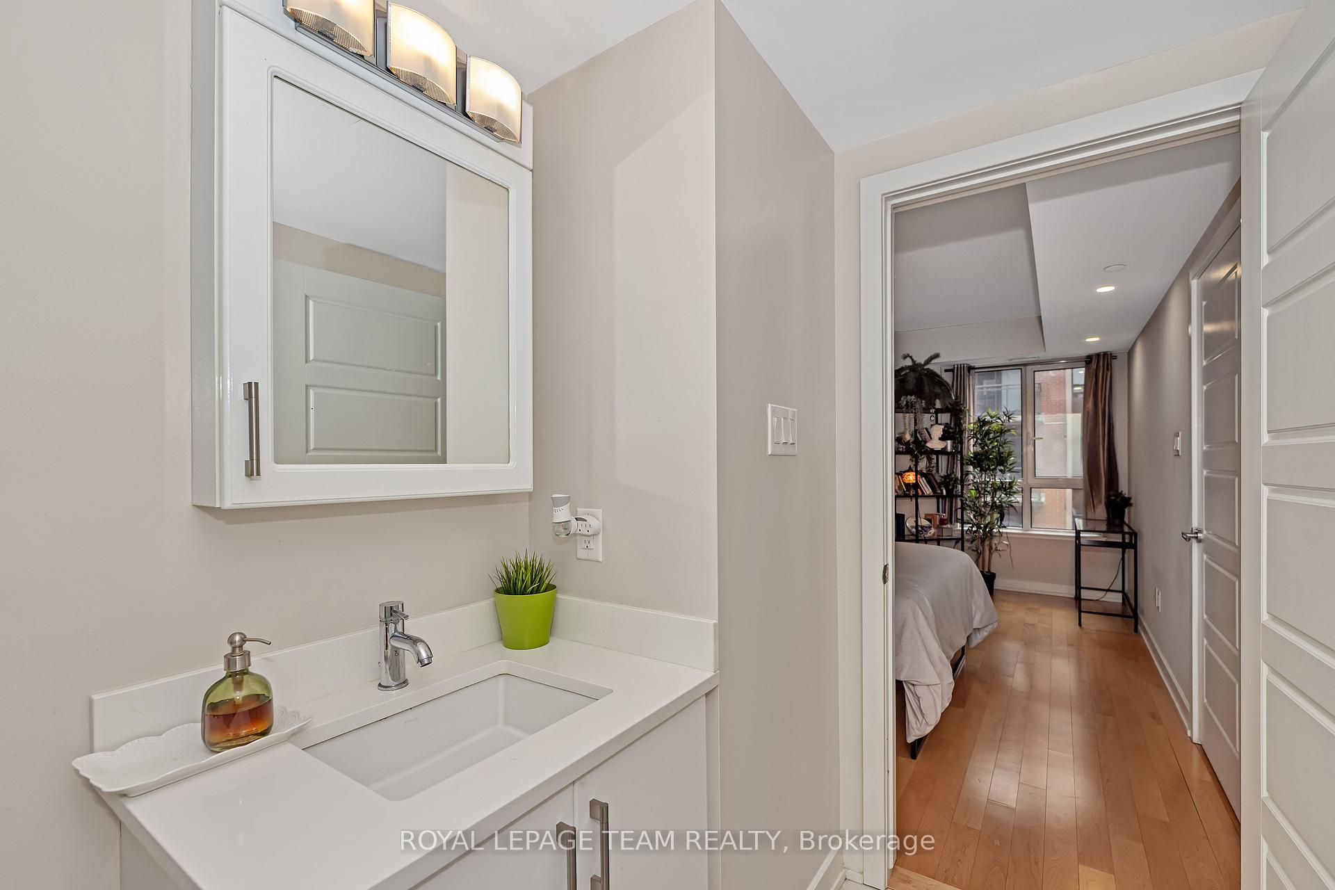 Photo 19 of Unit 319, 316 Bruyere Street, Ottawa, Lower Town — HOMEH