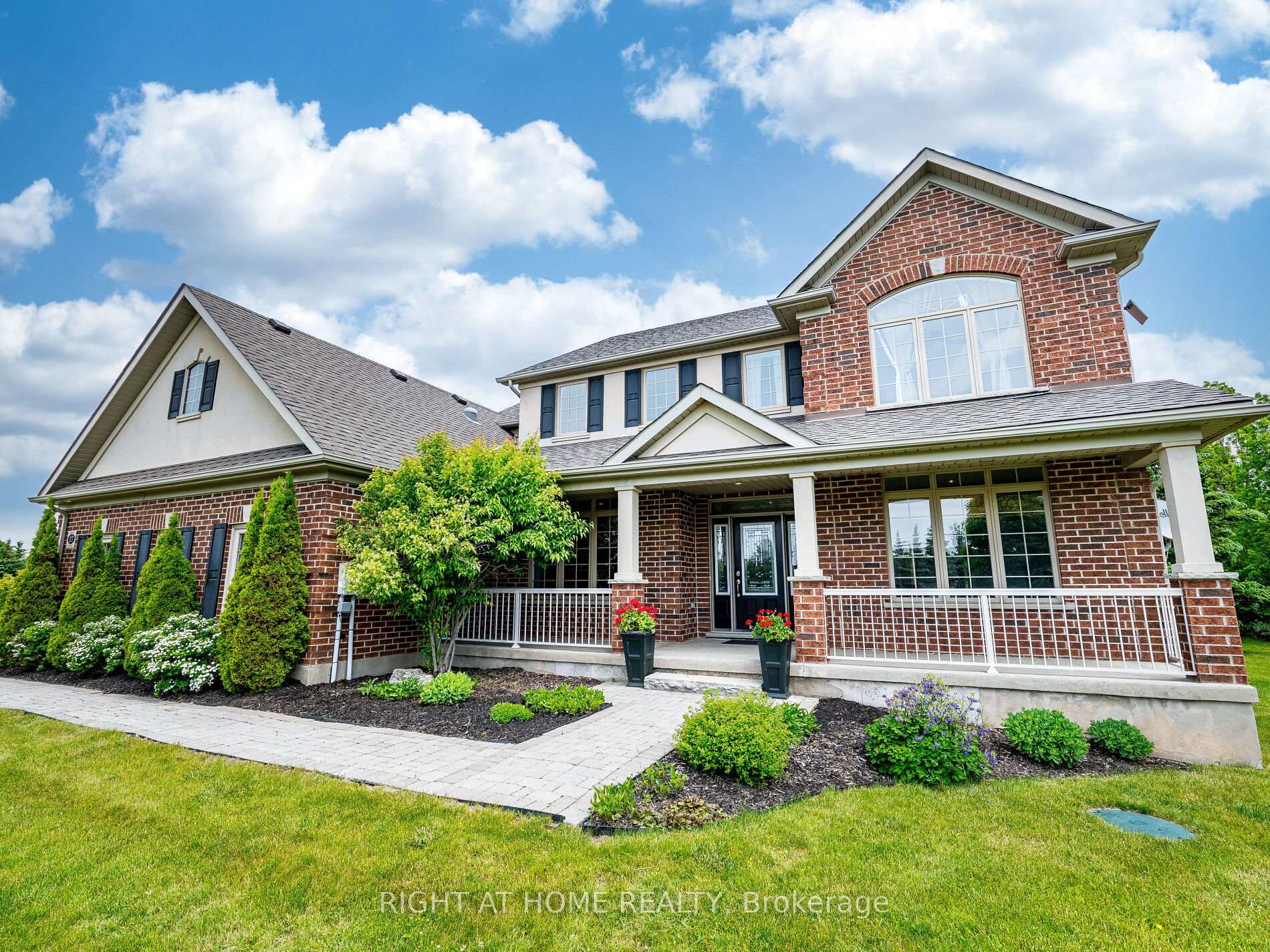 Photo 4 of 27 Armstrong Street, Erin — HOMEH