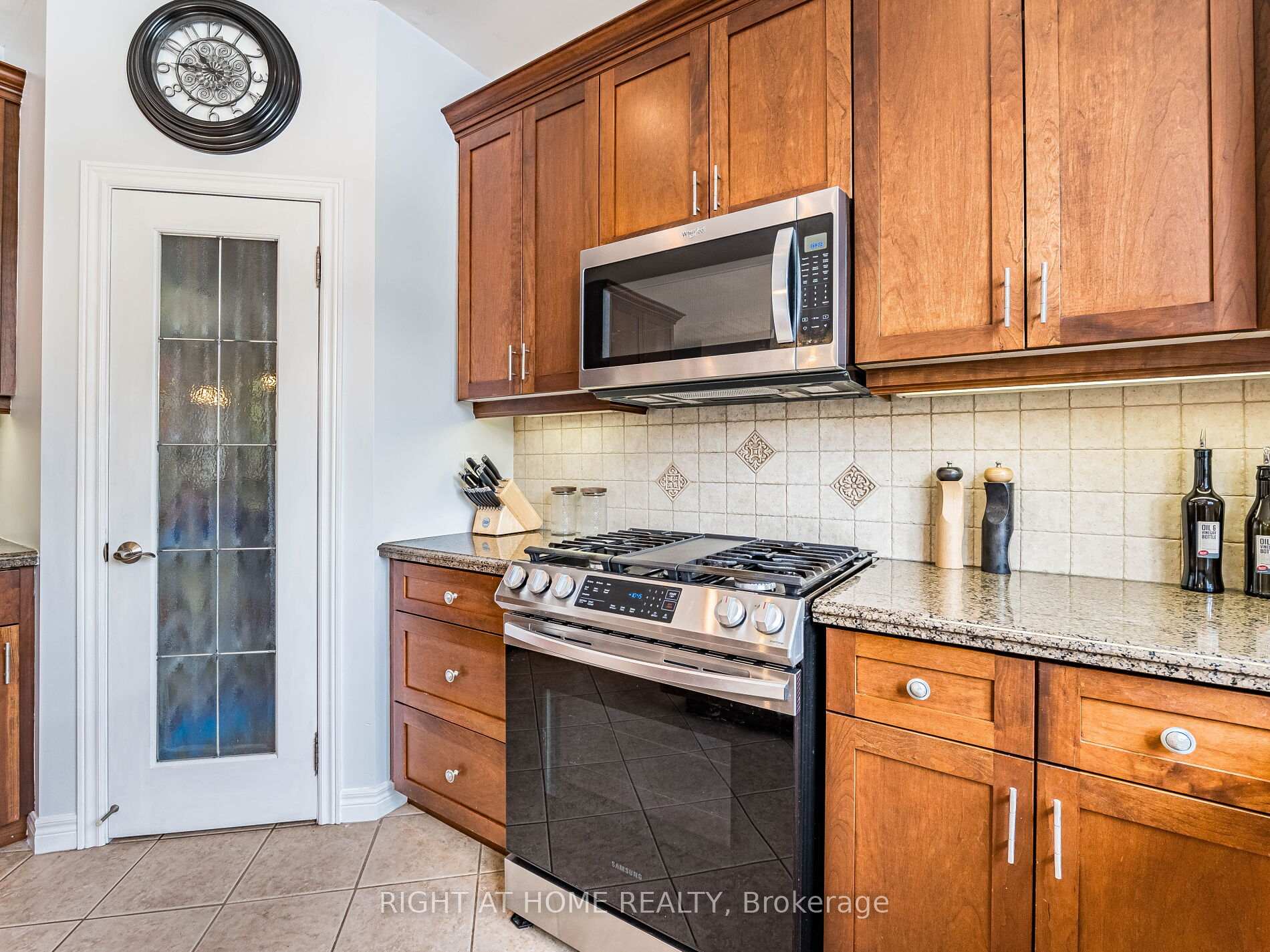 Photo 18 of 27 Armstrong Street, Erin — HOMEH