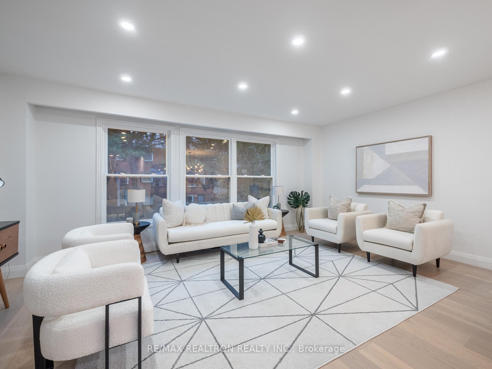Photo 9 of Unit 43, 314 Simonston Boulevard W, Markham, German Mills — HOMEH