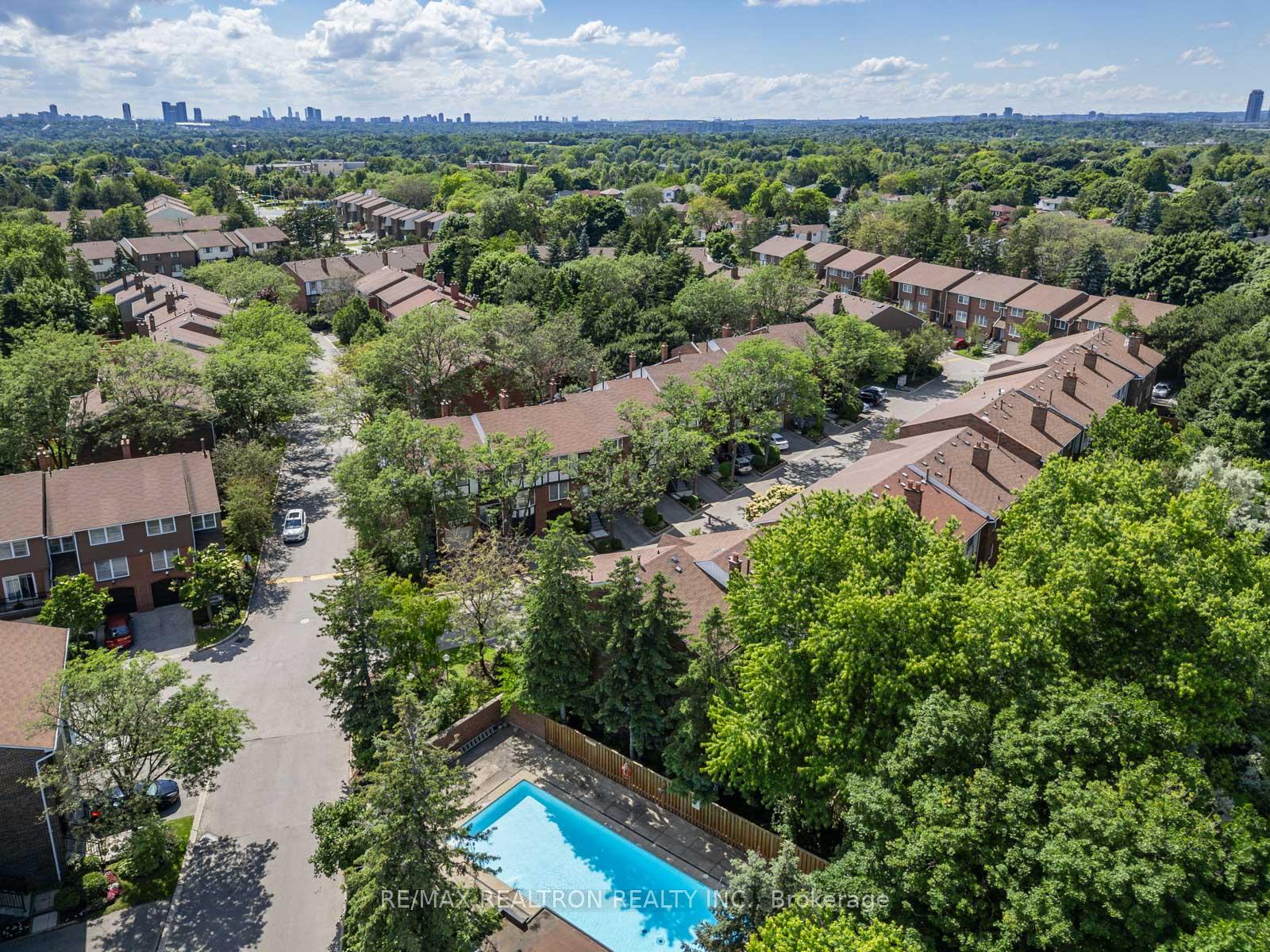 Photo 22 of Unit 43, 314 Simonston Boulevard W, Markham, German Mills — HOMEH