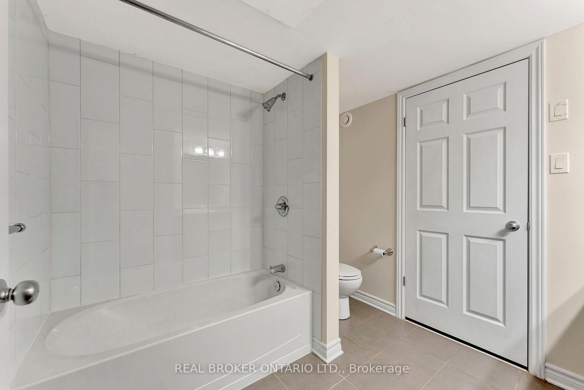 Photo 18 of 778A Chapman Mills Drive N, Ottawa, Barrhaven - Strandherd — HOMEH