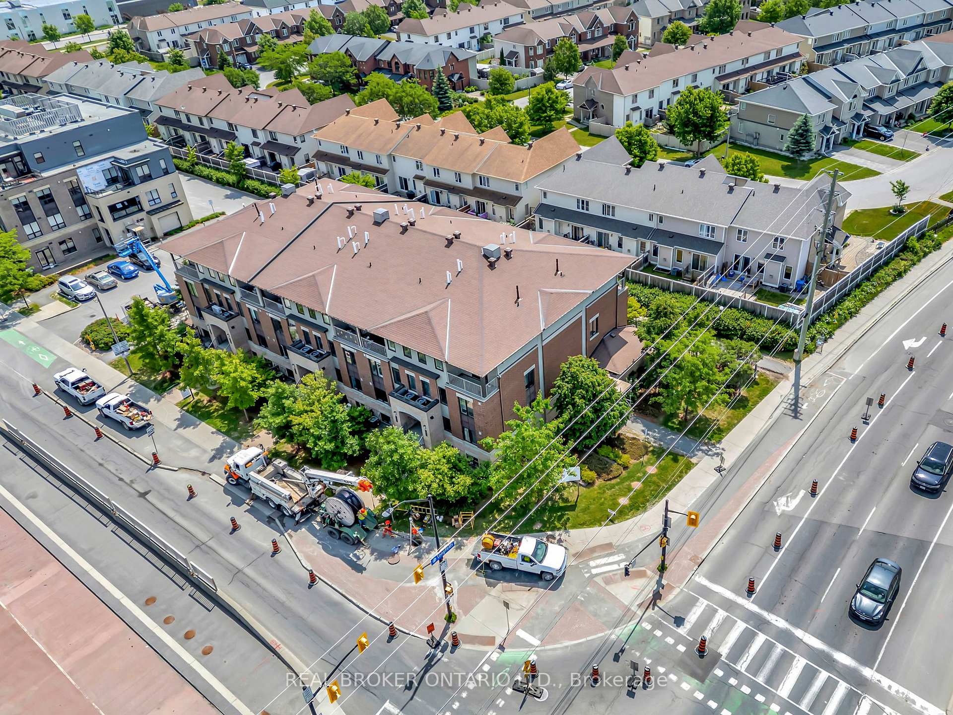 Photo 27 of 778A Chapman Mills Drive N, Ottawa, Barrhaven - Strandherd — HOMEH