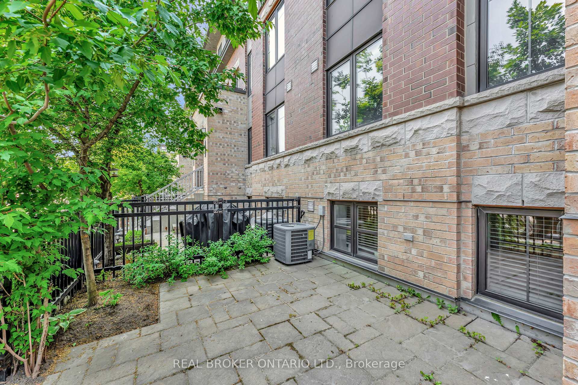 Photo 28 of 778A Chapman Mills Drive N, Ottawa, Barrhaven - Strandherd — HOMEH