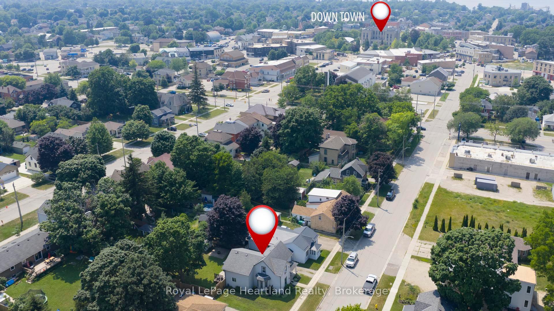 Photo 3 of 108 Newgate Street, Goderich, Goderich (Town) — HOMEH
