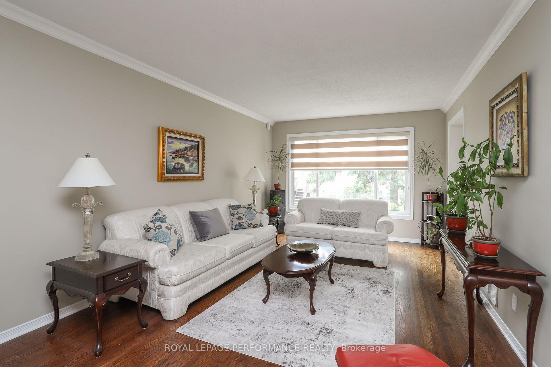 Photo 5 of 104 Stonebriar Drive, Ottawa, Centrepointe — HOMEH