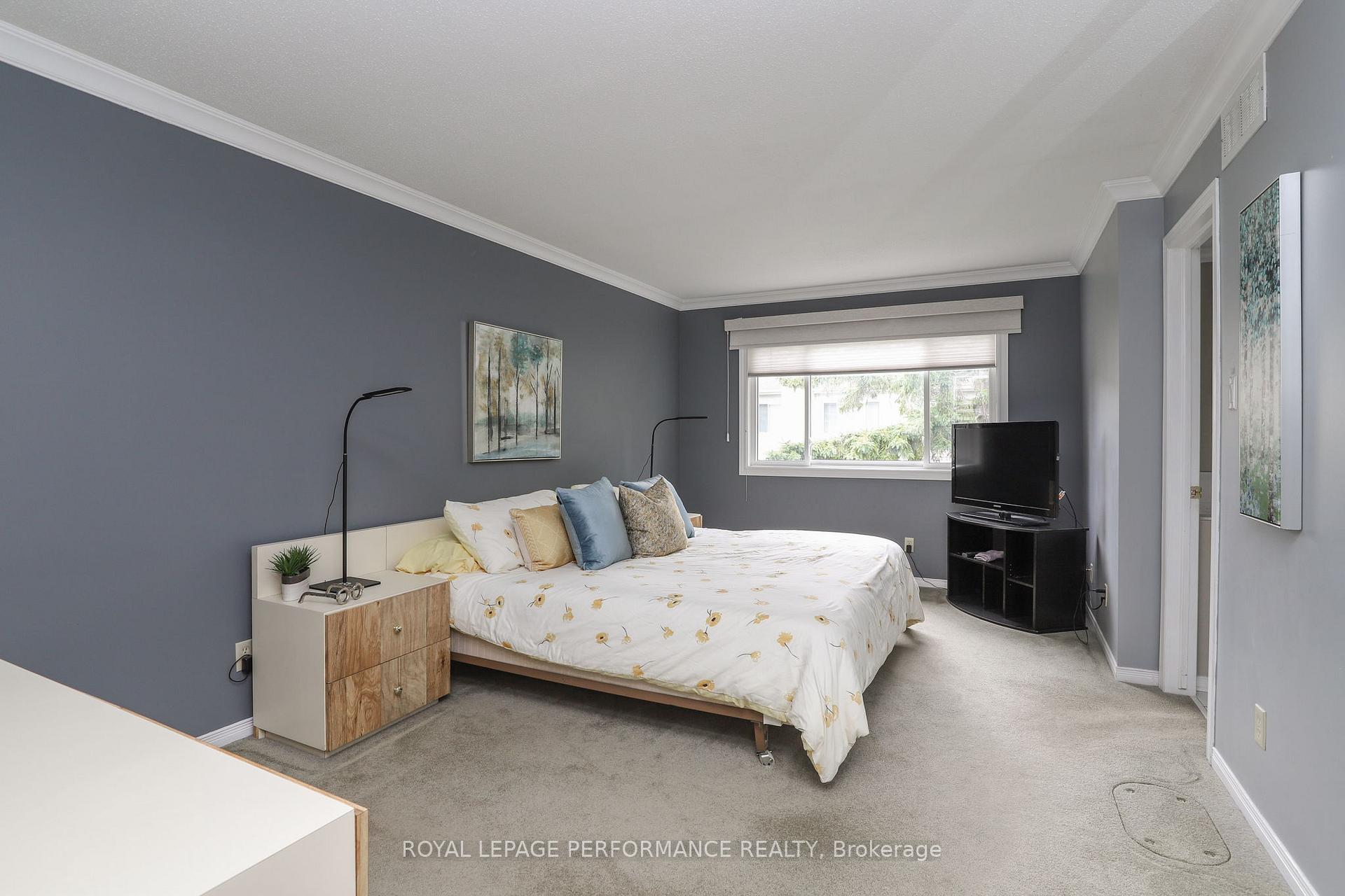 Photo 14 of 104 Stonebriar Drive, Ottawa, Centrepointe — HOMEH